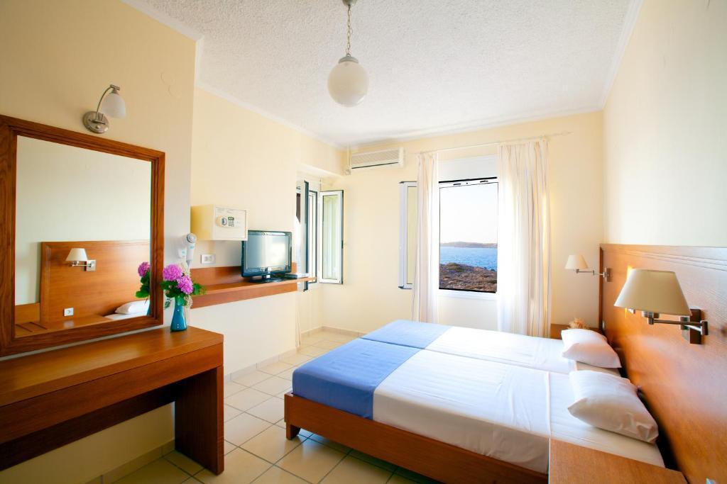 Giorgi'S Blue Apartments Kalathász Szoba fotó