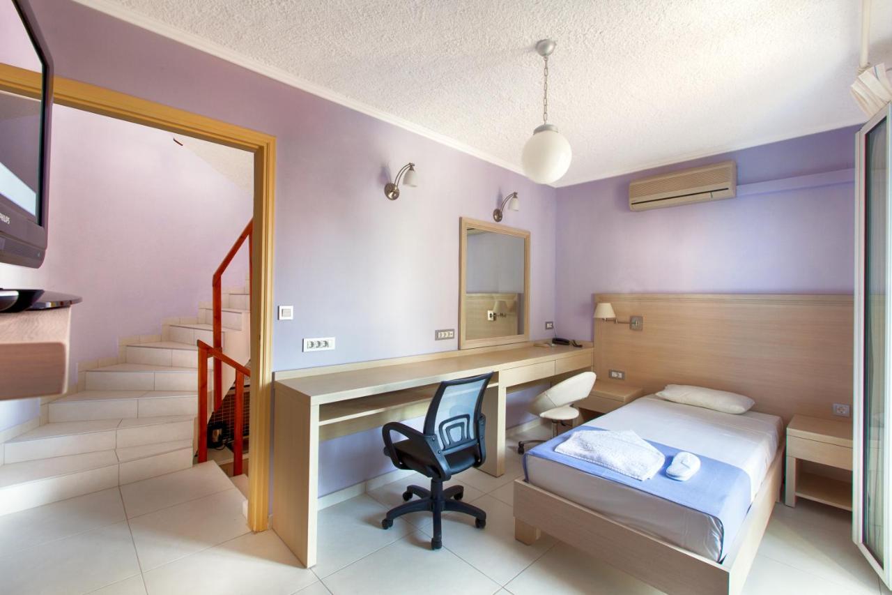 Giorgi'S Blue Apartments Kalathász Szoba fotó