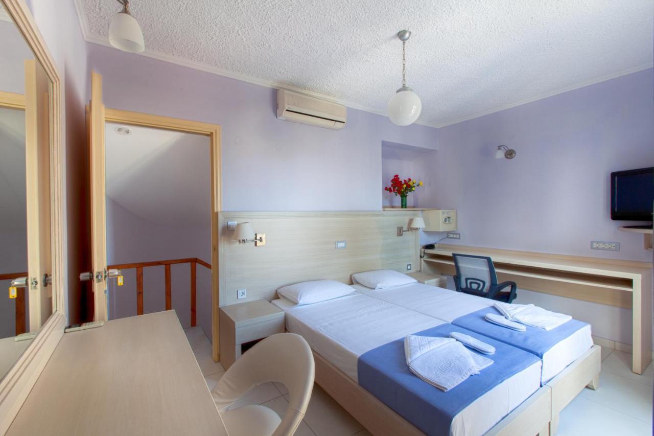Giorgi'S Blue Apartments Kalathász Szoba fotó